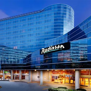 https://radisson-hotel-vancouver-airport.richmond-hotels.com
