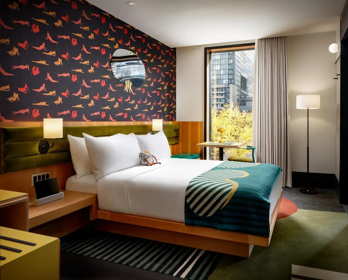 The Drake Hotel Toronto 4*,  Canada