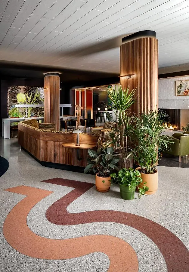 The Drake Hotel Toronto 4*,