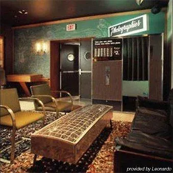 The Drake Hotel Toronto 4*,  Canada